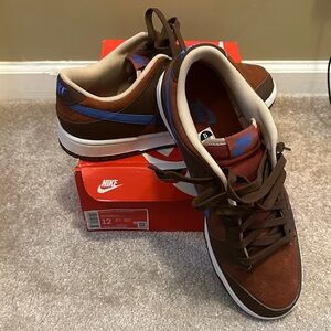 Nike Men's Brown and Blue Sneakers